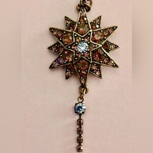 Nwt Bohm Necklace purple & blue crystal rhinestone triple star, copper chain 16”